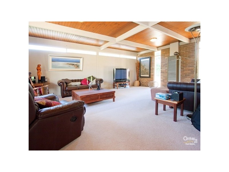 24 Erang Drive, Mount Eliza VIC 3930