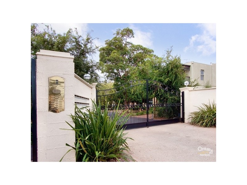 15/109 Canadian Bay Road, Mount Eliza VIC 3930