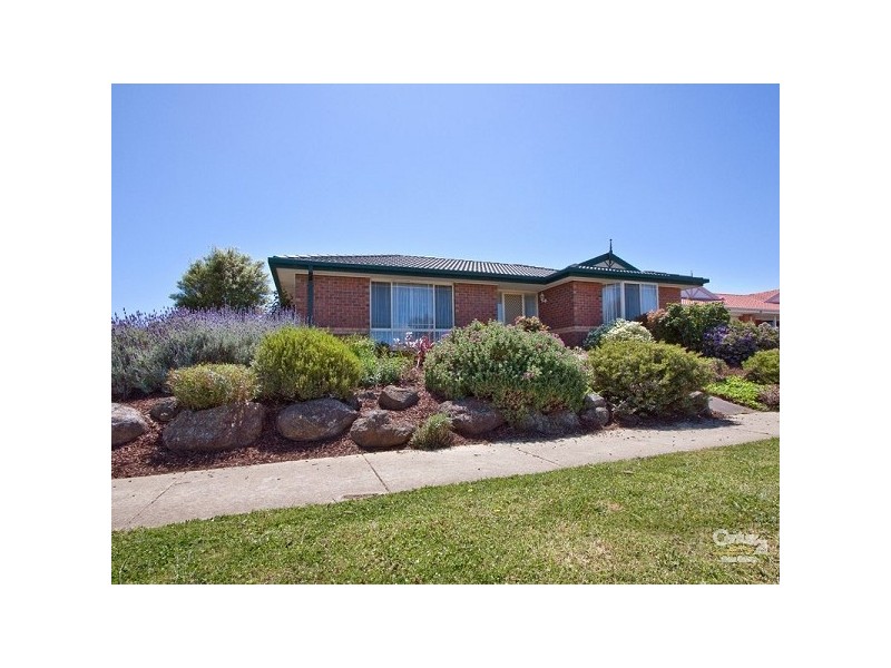 47 Parkside Crescent, Mornington VIC 3931