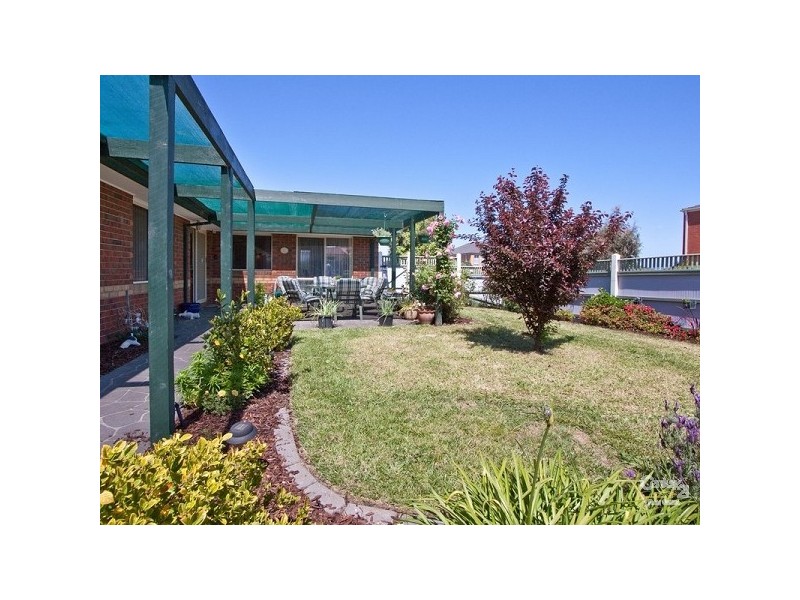 47 Parkside Crescent, Mornington VIC 3931