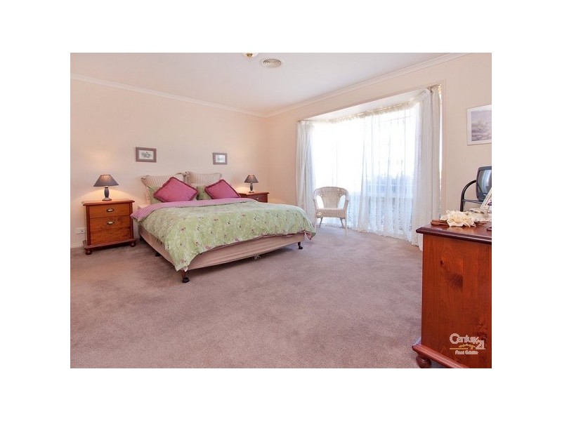 47 Parkside Crescent, Mornington VIC 3931