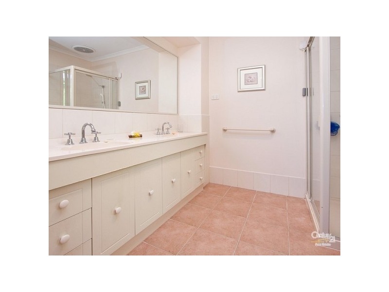 47 Parkside Crescent, Mornington VIC 3931