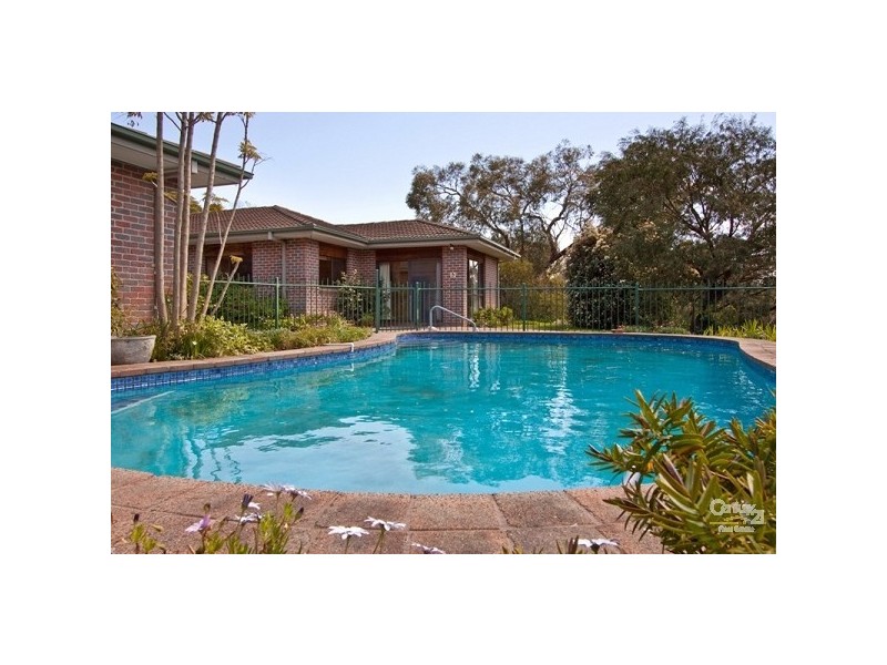 15 McCutcheon Close, Mount Eliza VIC 3930