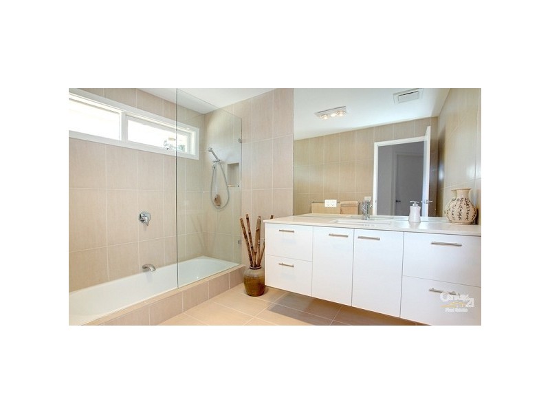 10 Seahaze Court, Mount Eliza VIC 3930