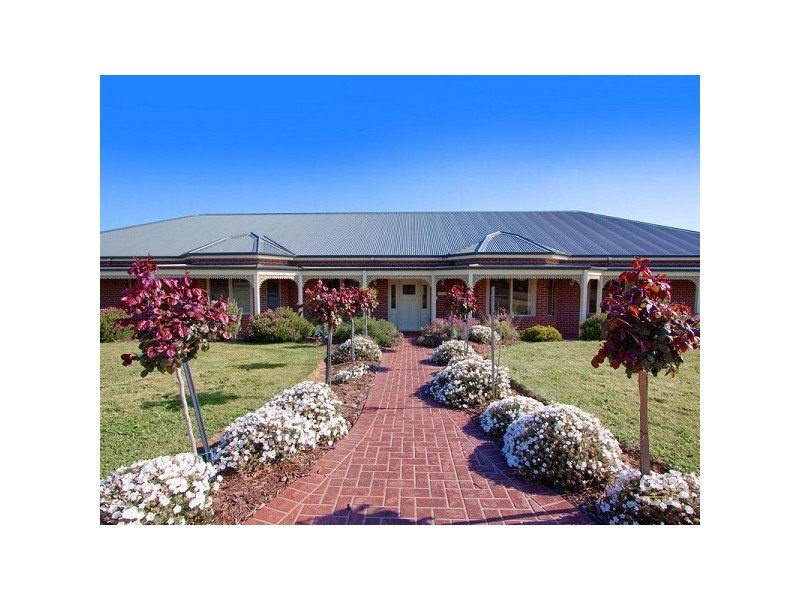 24 Benton Grange Drive, Mornington VIC 3931