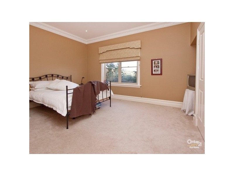 24 Benton Grange Drive, Mornington VIC 3931