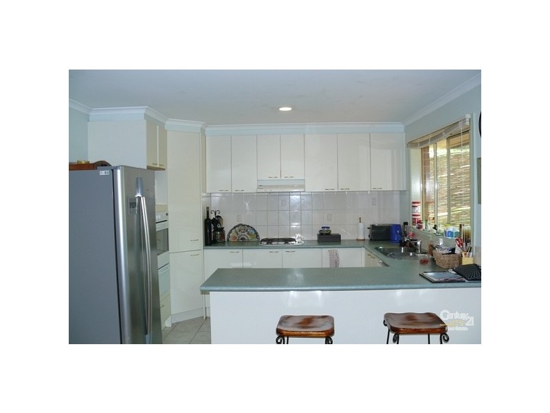 21 Eric Crescent, Mornington VIC 3931