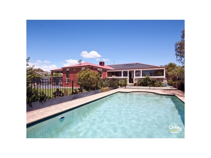 1 Sarshas, Mount Martha VIC 3934