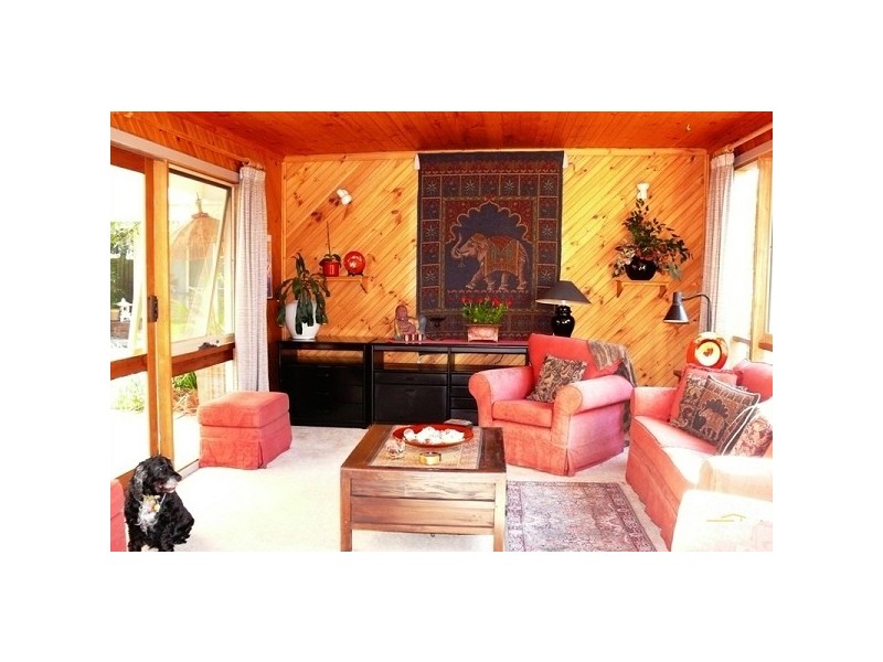 32 Rosslyn Avenue, Seaford VIC 3198