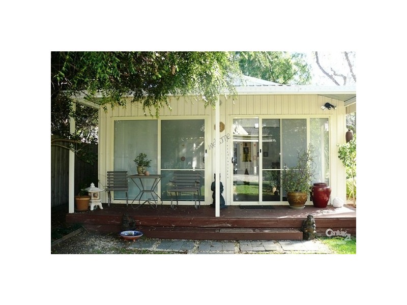 32 Rosslyn Avenue, Seaford VIC 3198