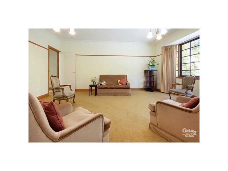 15 McCutcheon Close, Mount Eliza VIC 3930