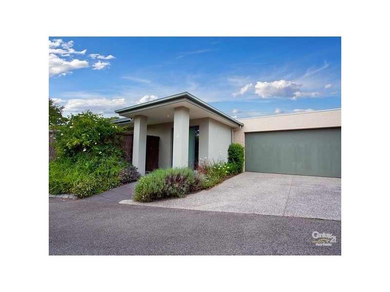4, 33 Baden Powell Place, Mount Eliza VIC 3930