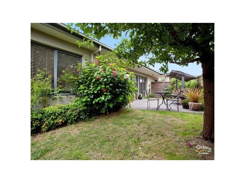 4, 33 Baden Powell Place, Mount Eliza VIC 3930