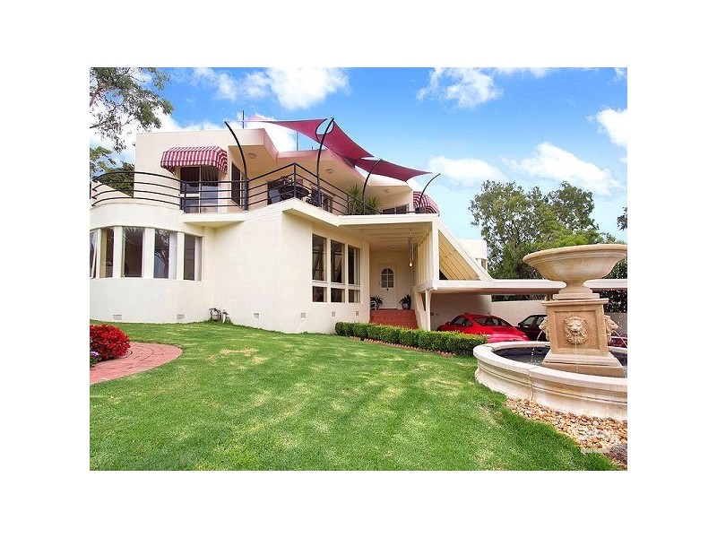 5 Moondah Drive, Mount Eliza VIC 3930