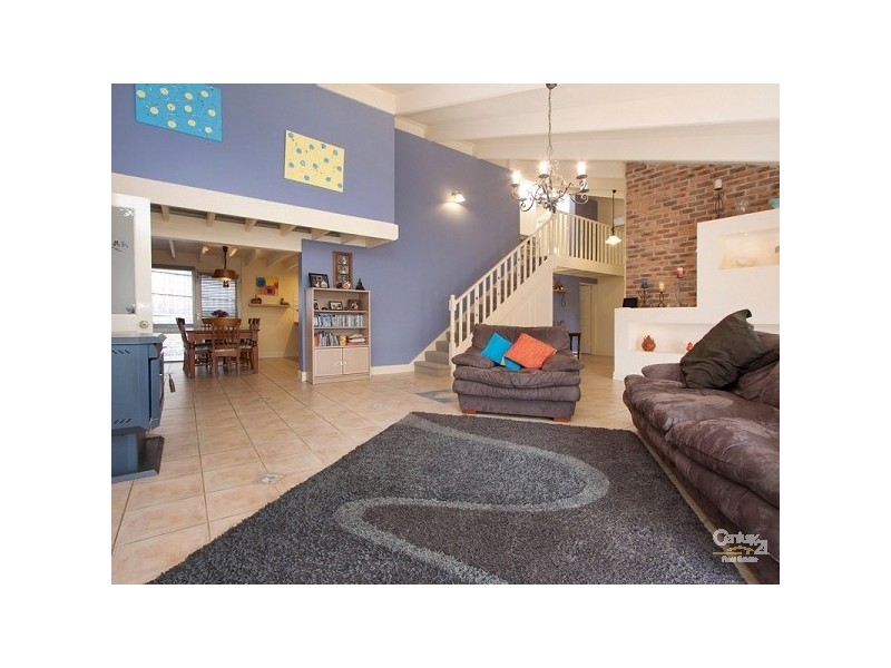 129 Mountain View Road, Mount Eliza VIC 3930