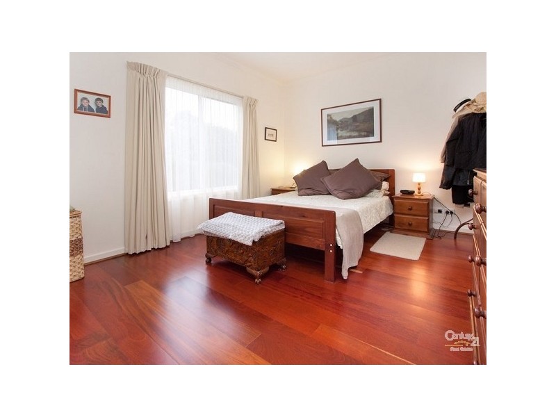 2, 86 Herbert Street, Mornington VIC 3931
