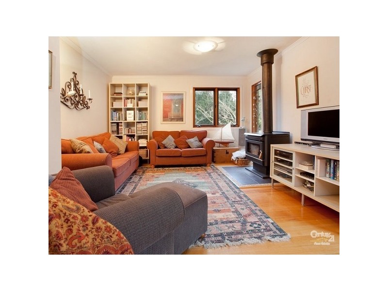 97 Mather Road, Mount Eliza VIC 3930