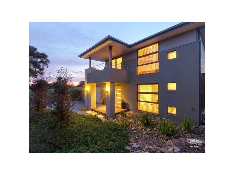 3 Mohilla Street, Mount Eliza VIC 3930