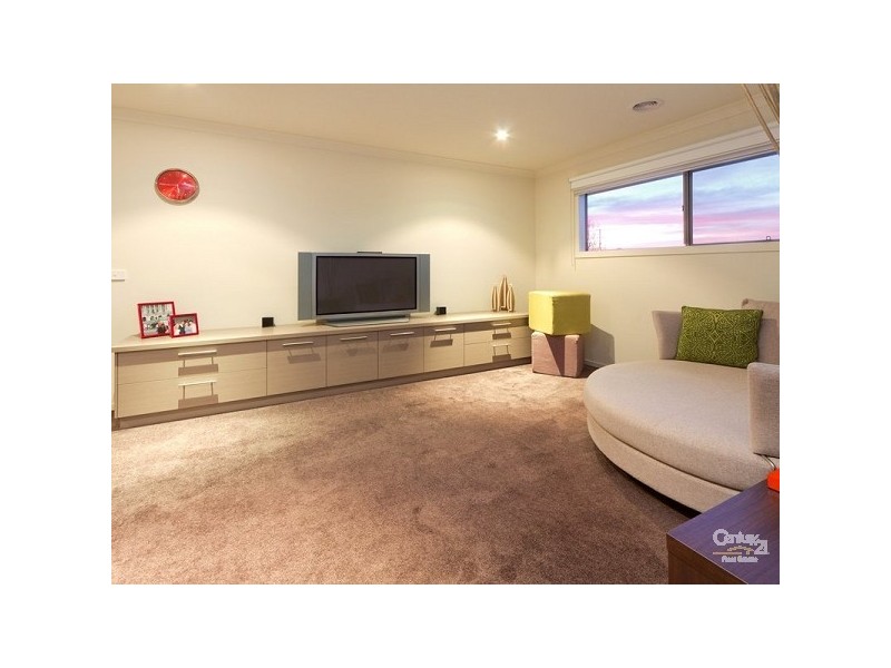 3 Mohilla Street, Mount Eliza VIC 3930