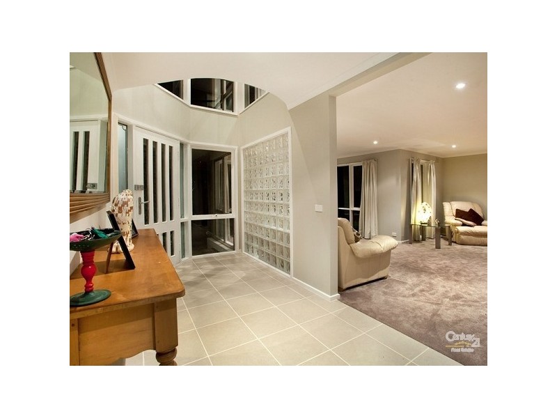 141 Wooralla Drive, Mount Eliza VIC 3930