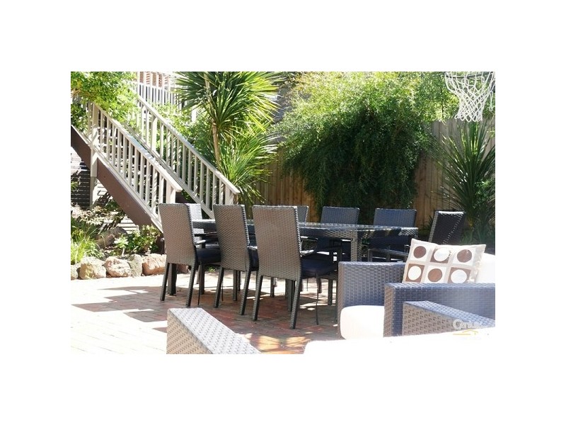 141 Wooralla Drive, Mount Eliza VIC 3930