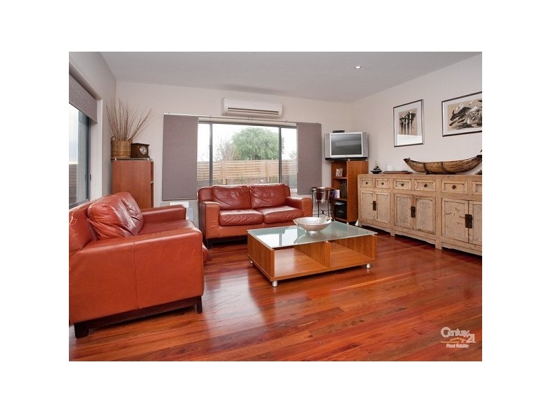 12A Olive Street, Mornington VIC 3931