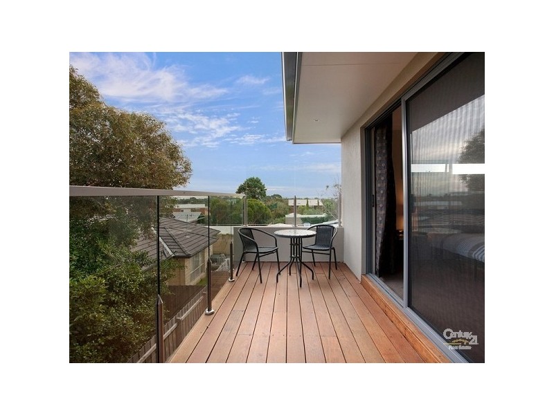 12A Olive Street, Mornington VIC 3931
