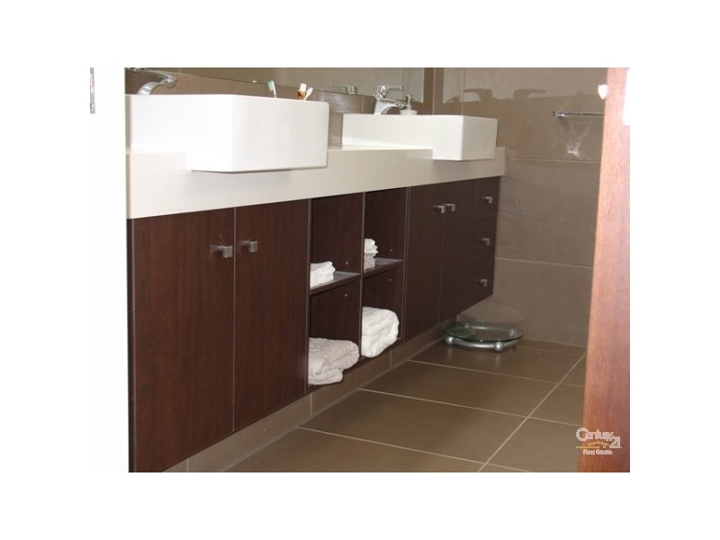 12 Mariner Place, Safety Beach VIC 3936