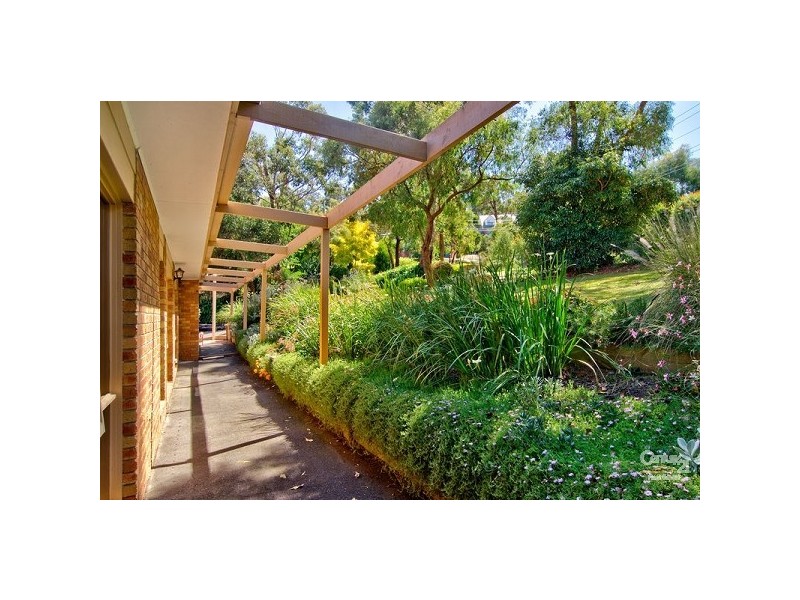 2-4 Orrong Grove, Mount Eliza VIC 3930