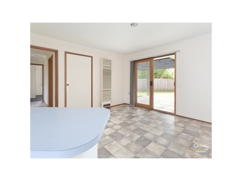 24 St Catherines Court, Mornington VIC 3931