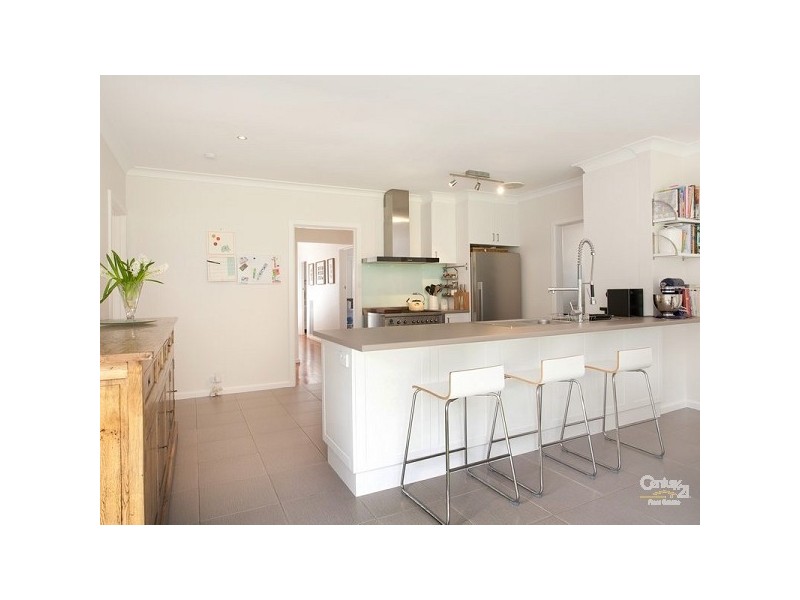 82 Canadian Bay Road, Mount Eliza VIC 3930