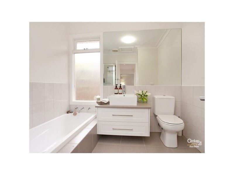 82 Canadian Bay Road, Mount Eliza VIC 3930