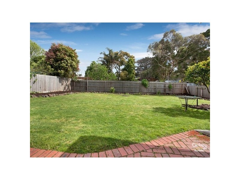 82 Canadian Bay Road, Mount Eliza VIC 3930