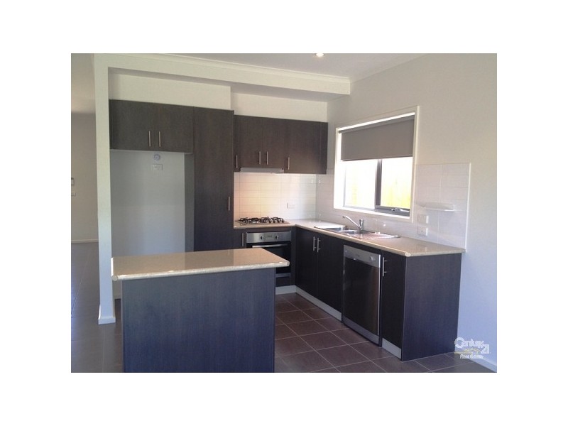 27, 746 Nepean Highway, Mount Martha VIC 3934