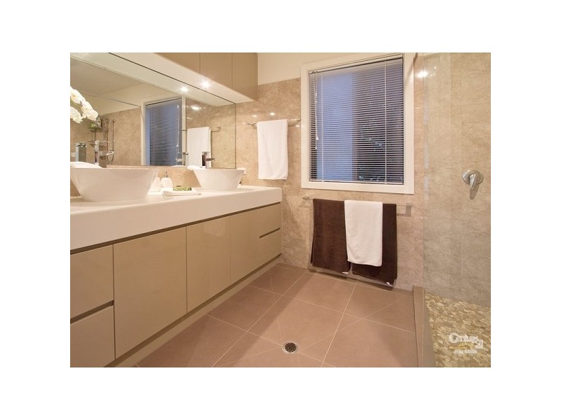 1 Cornwall Crescent, Mount Martha VIC 3934