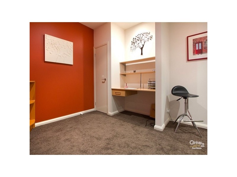 2, 110 Tanti Avenue, Mornington VIC 3931