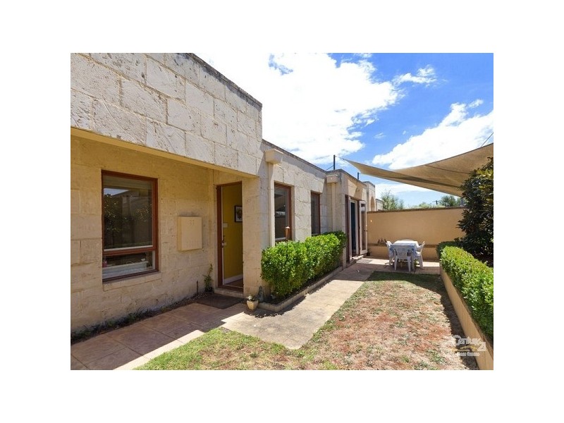 2 Rodney Court, Mornington VIC 3931