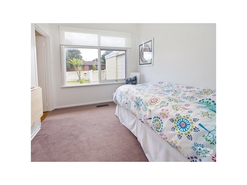 20 Downward Street, Mornington VIC 3931