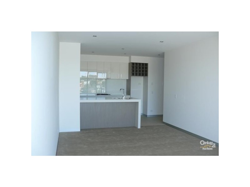 Unit 4, 28 Main Street, Mornington VIC 3931