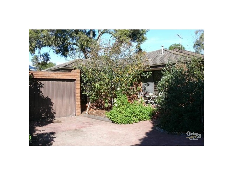 3, 55 Van Ness Avenue, Mornington VIC 3931