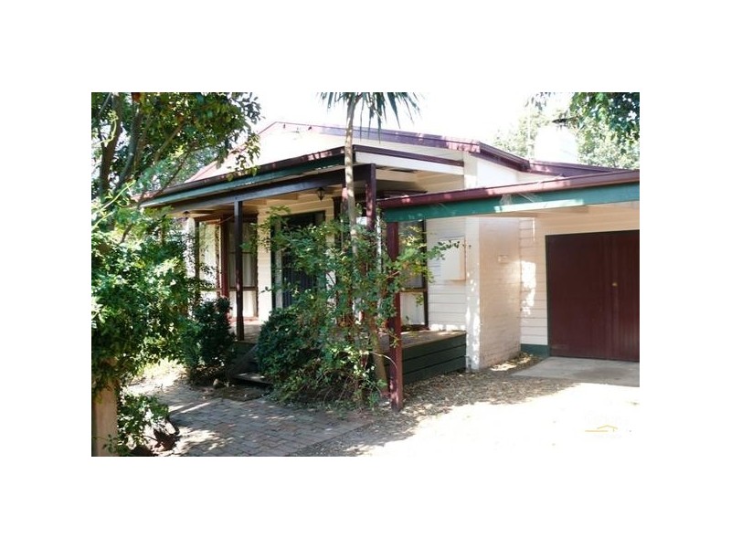 16 Moomba Street, Mornington VIC 3931