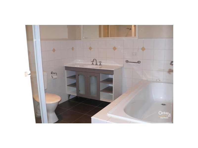 4 Warner Avenue, Mornington VIC 3931