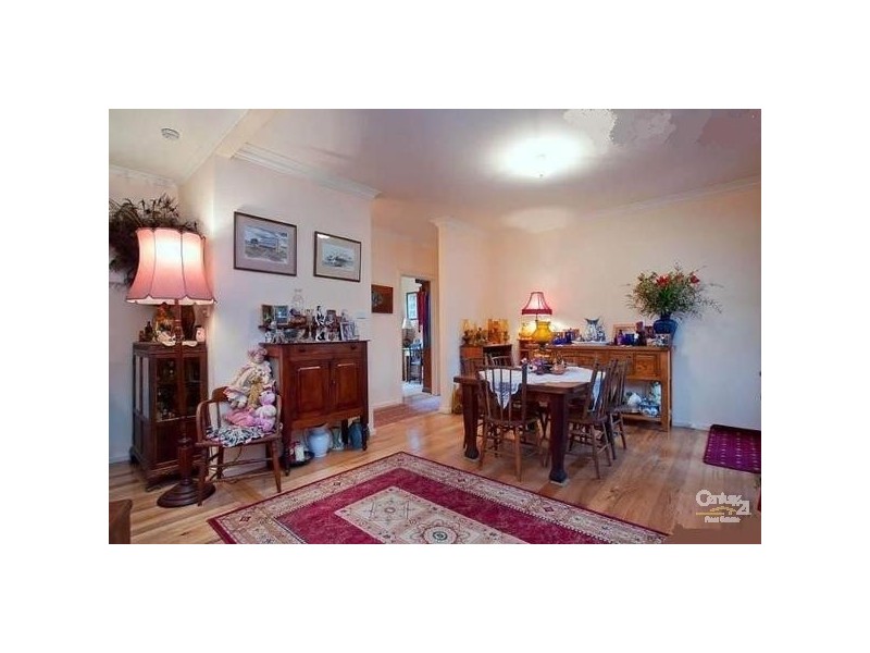 16 Moomba Street, Mornington VIC 3931