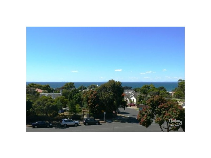 3/28 Main Street, Mornington VIC 3931