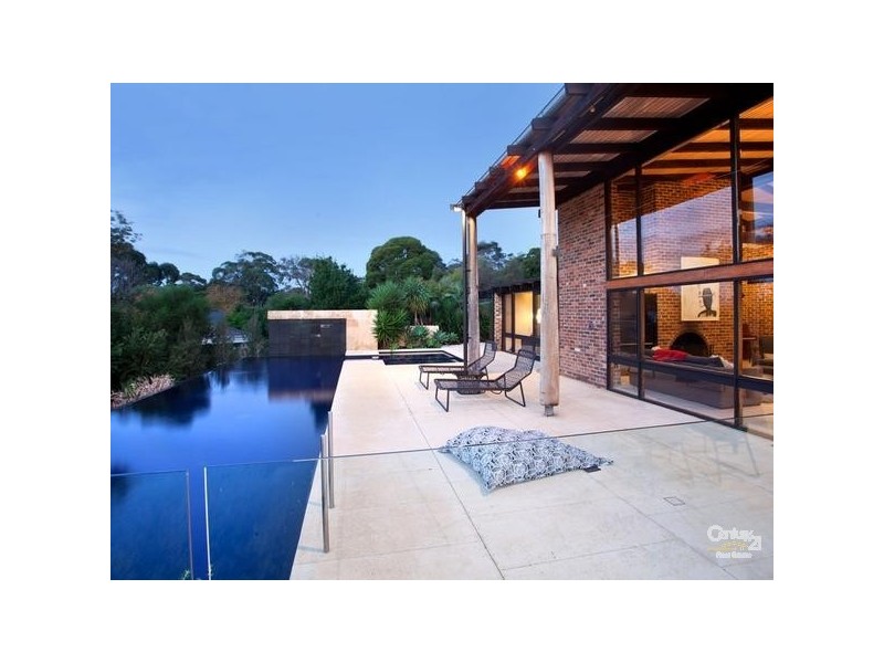 5 Orchard Lane, Mount Eliza VIC 3930