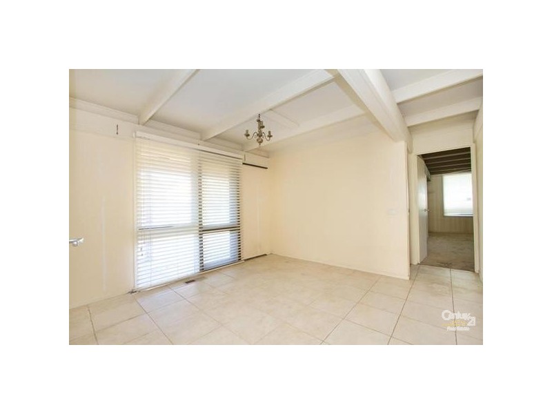 12 Camborne Avenue, Mount Eliza VIC 3930