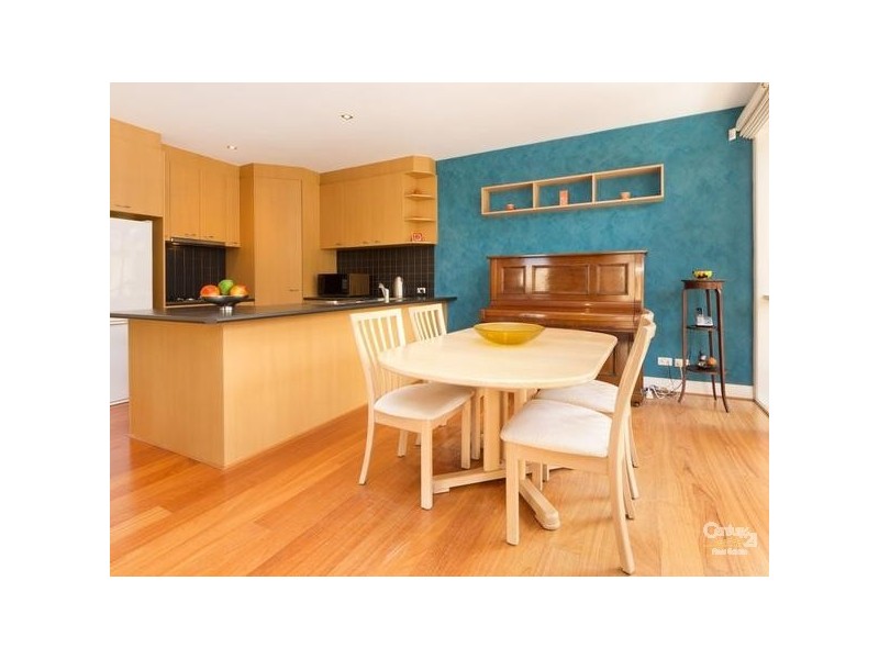 2 Rodney Street, Mornington VIC 3931