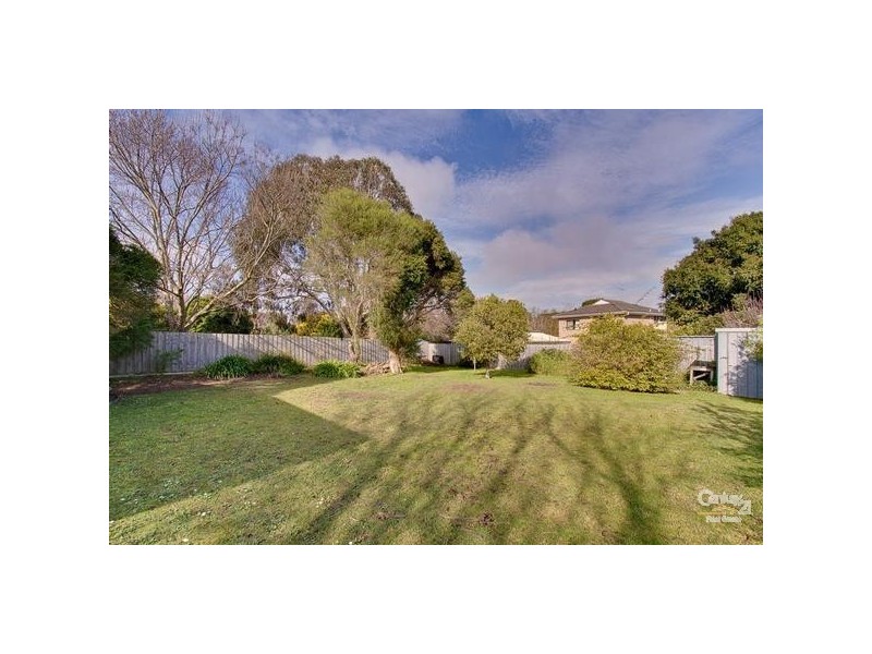 4 Warner Avenue, Mornington VIC 3931