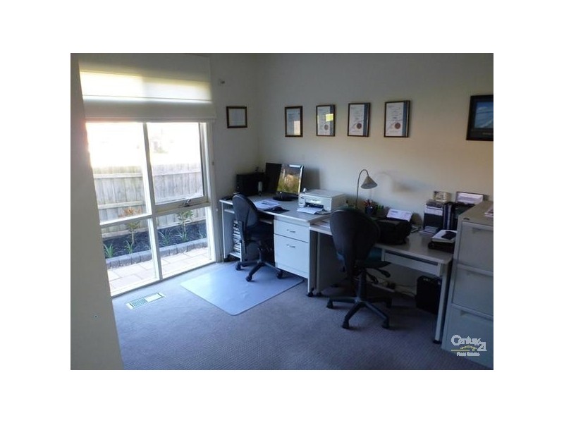 52 Van Ness Avenue, Mornington VIC 3931