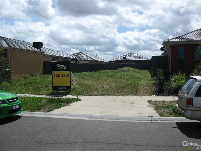 96 Sabel Drive, Cranbourne North VIC 3977